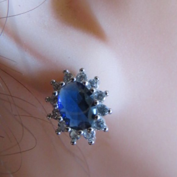 Vintage Princess DIANA Style Ring & Earrings Set Faux Stones (K310) - Picture 3 of 5